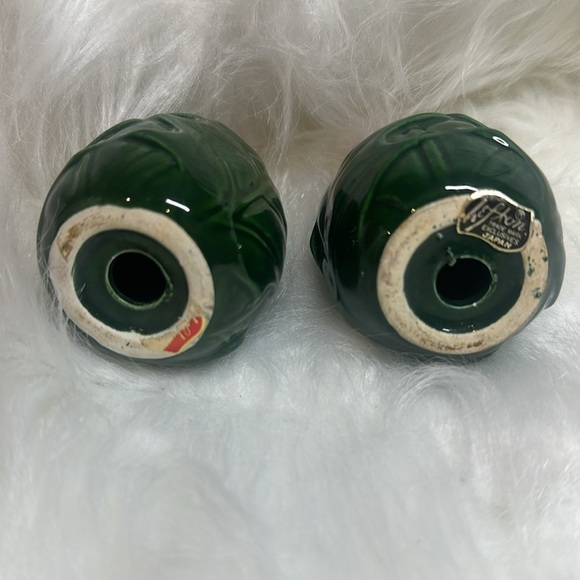 Vintage Lefton Christmas Holly Salt & Pepper Shakers‎ - Picture 3 of 3